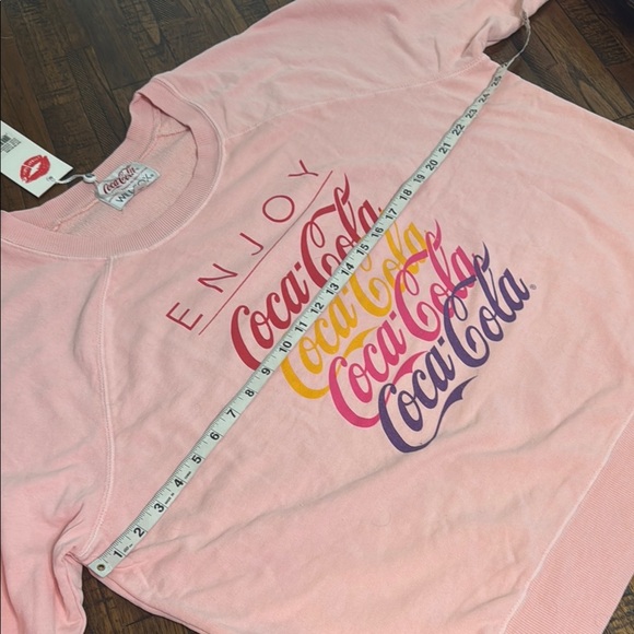 Wildfox x Coca-Cola Pink Sweatshirt NWT Enjoy the 90s graphics size XL - Picture 8 of 11